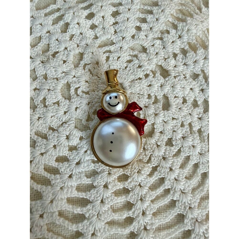 Vintage 1970s Faux Pearl Jelly Belly Snowman Brooch, Red Enamel Scarf Gold Hat